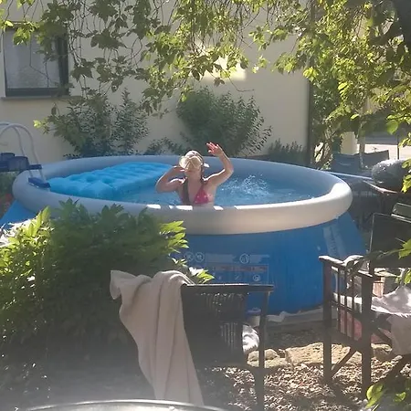 Adolphs Fruehstueckspension Πανσιόν 3*